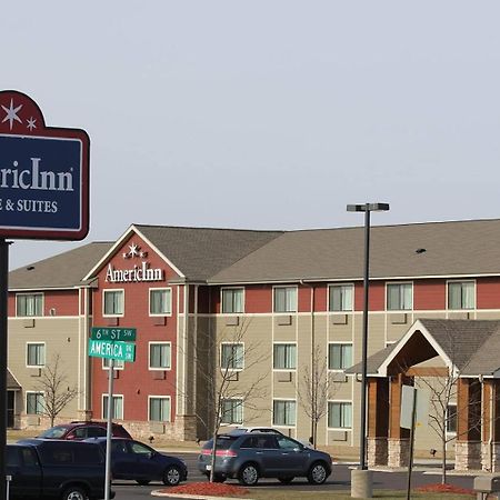 Americinn By Wyndham Cedar Rapids Airport Zewnętrze zdjęcie