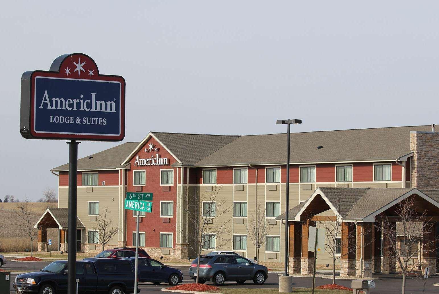 Americinn By Wyndham Cedar Rapids Airport Zewnętrze zdjęcie