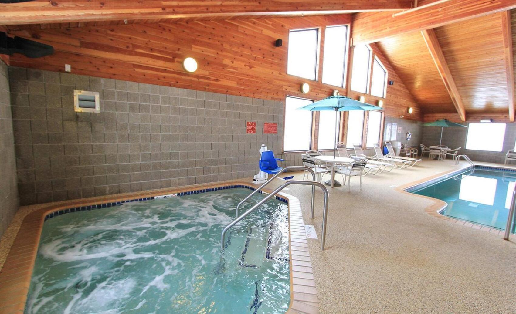 Americinn By Wyndham Cedar Rapids Airport Zewnętrze zdjęcie