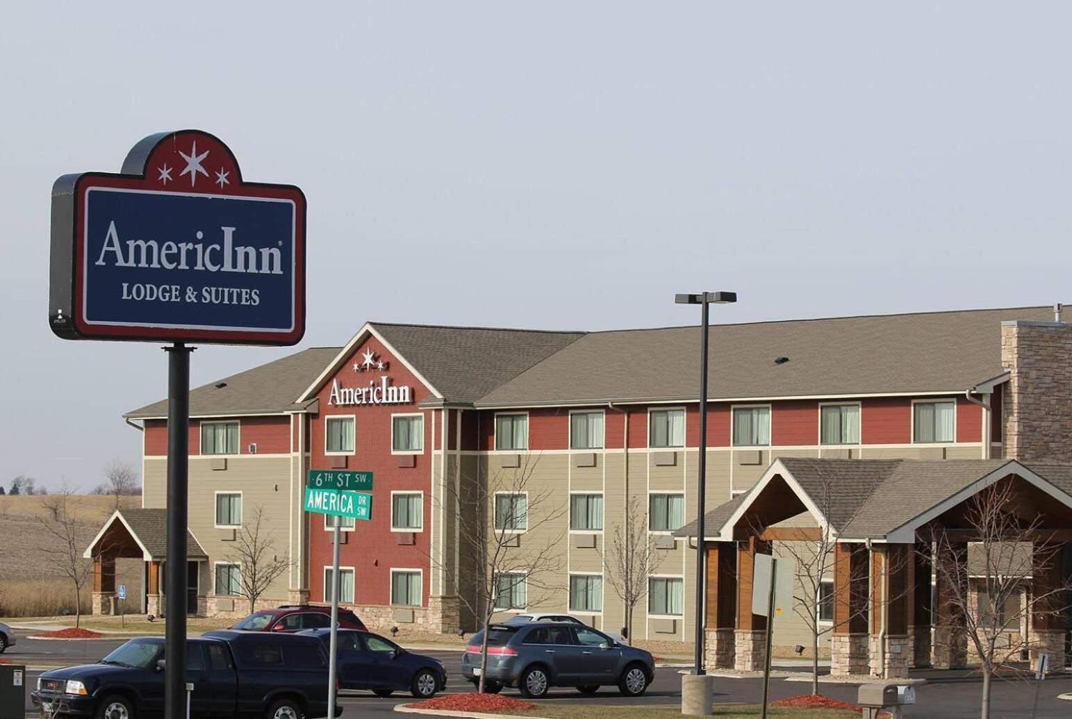Americinn By Wyndham Cedar Rapids Airport Zewnętrze zdjęcie