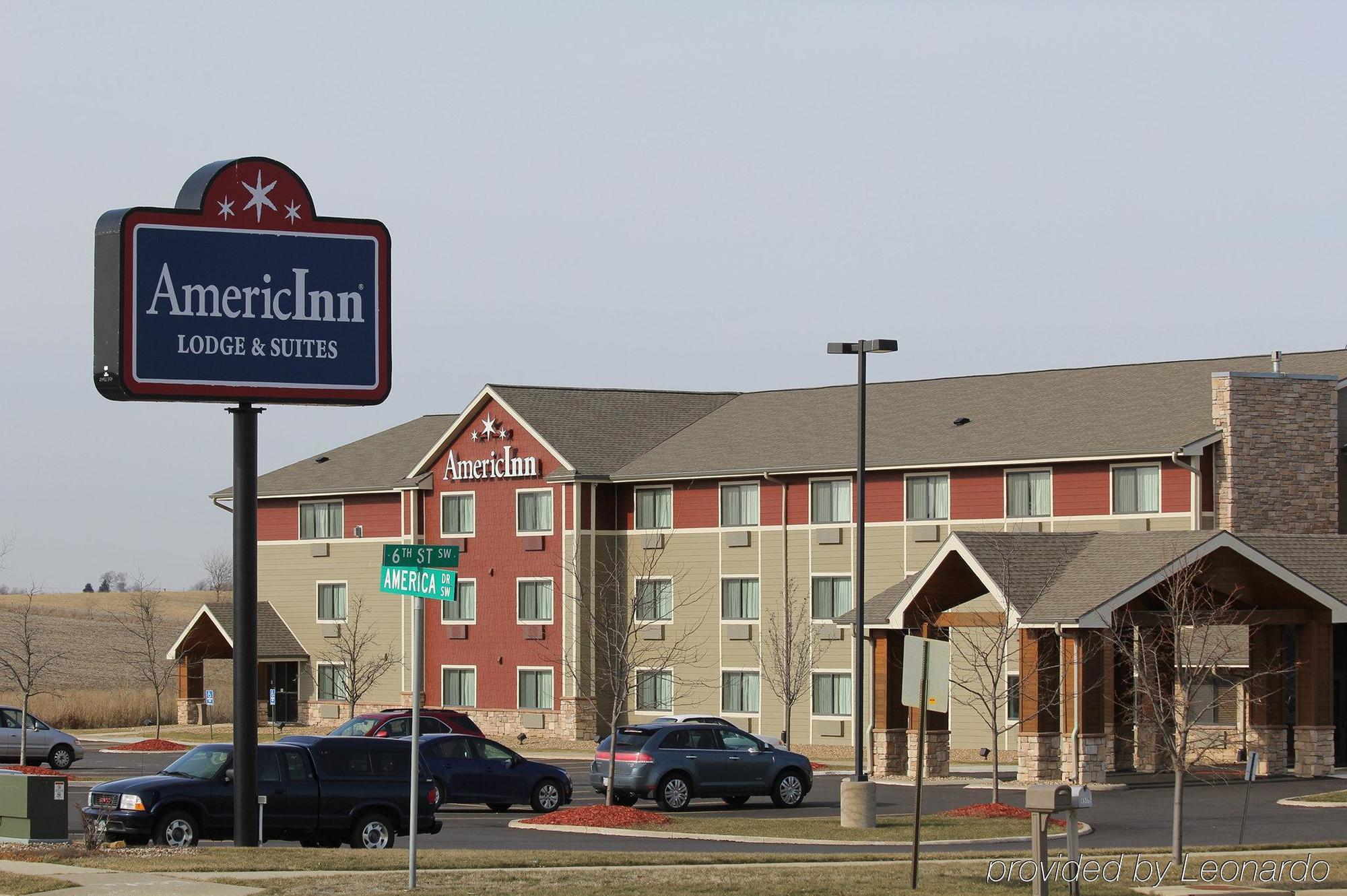 Americinn By Wyndham Cedar Rapids Airport Zewnętrze zdjęcie