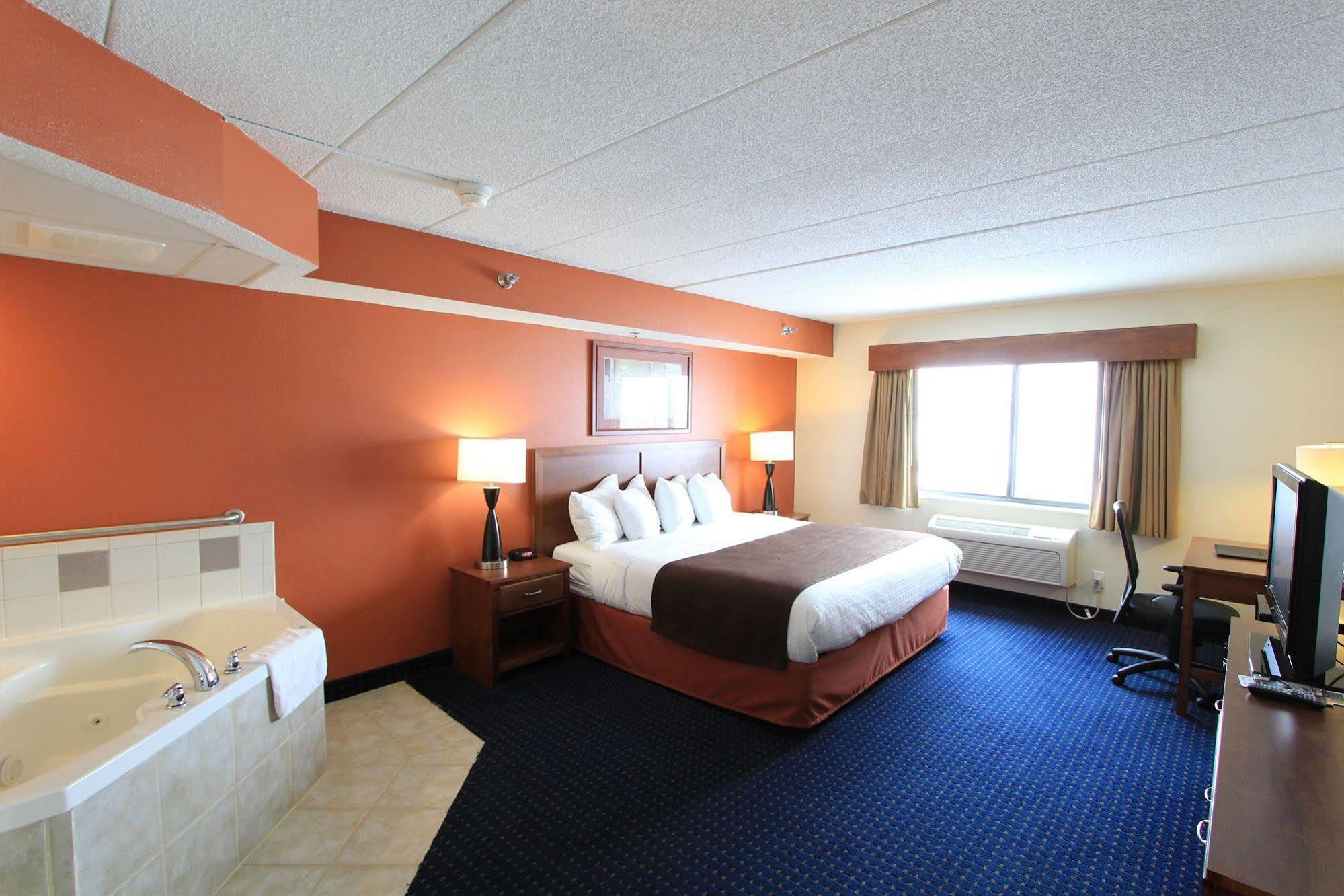 Americinn By Wyndham Cedar Rapids Airport Zewnętrze zdjęcie