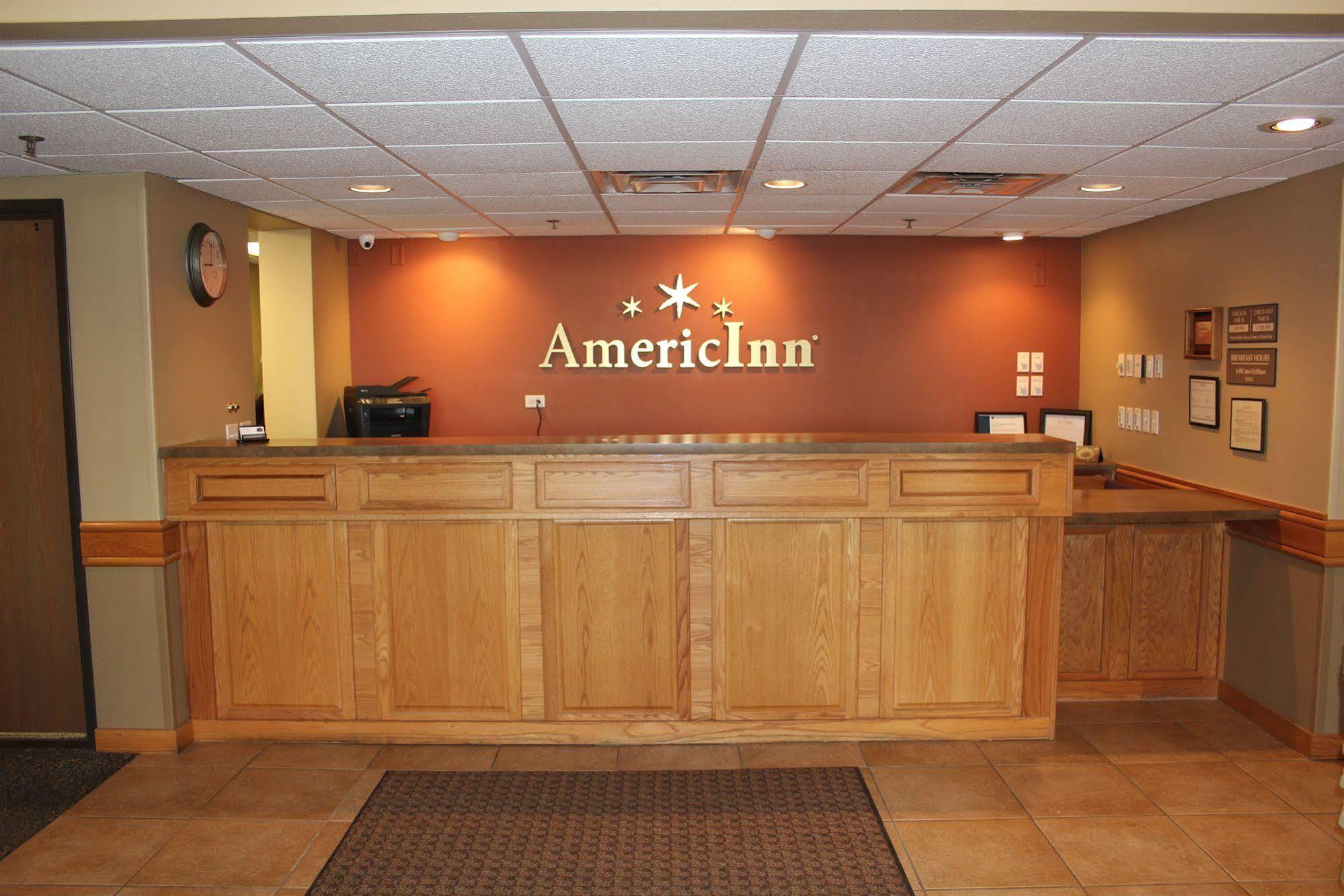 Americinn By Wyndham Cedar Rapids Airport Zewnętrze zdjęcie